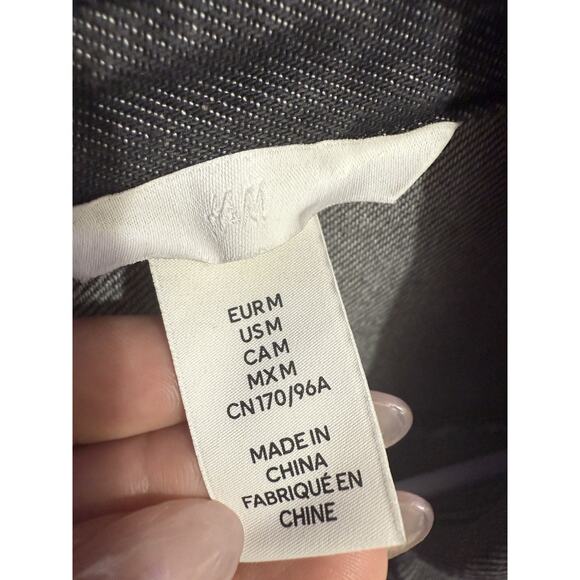 H&M Women’s Denim Western Shirt Gray Snap Button Long Sleeve Size M - Picture 4 of 5